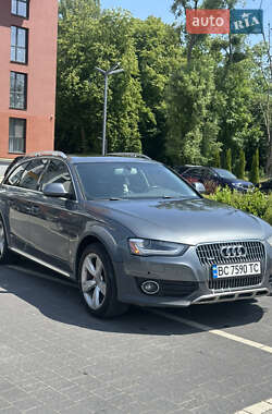 Audi A4 Allroad 2012