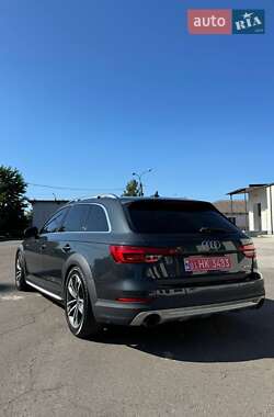 Универсал Audi A4 Allroad 2017 в 