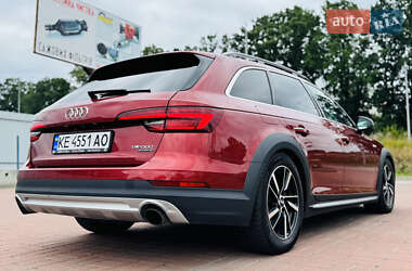 Универсал Audi A4 Allroad 2017 в 