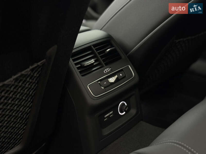 Универсал Audi A4 Allroad 2020 в Луцке