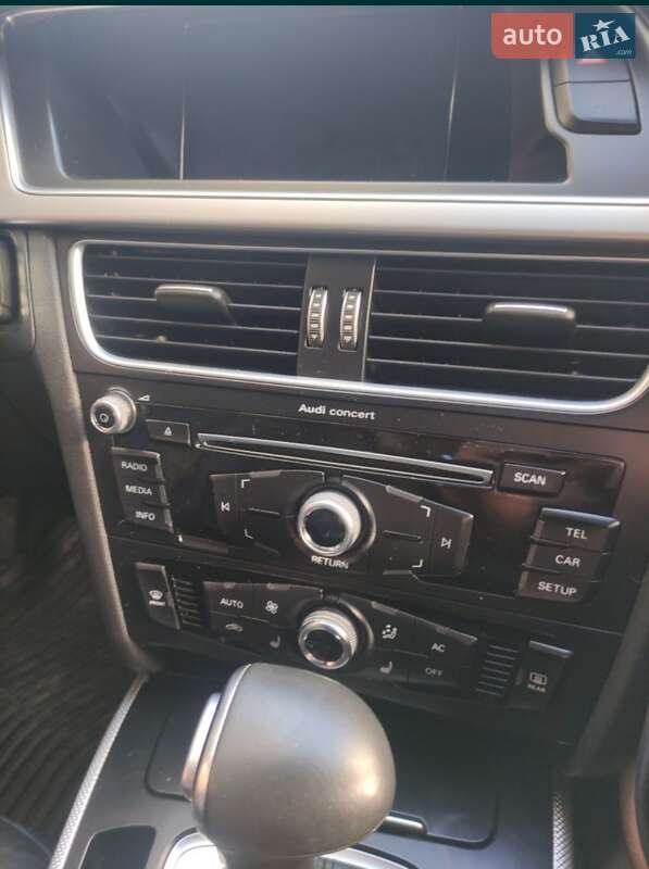 Универсал Audi A4 Allroad 2014 в Киеве