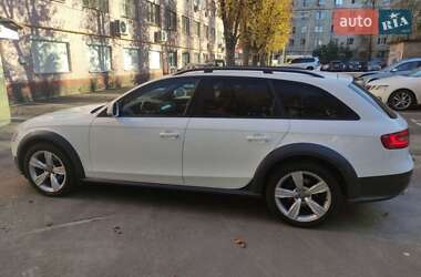 Универсал Audi A4 Allroad 2014 в 