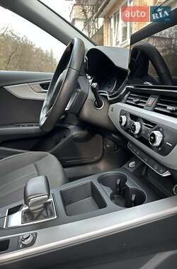 Универсал Audi A4 Allroad 2020 в 