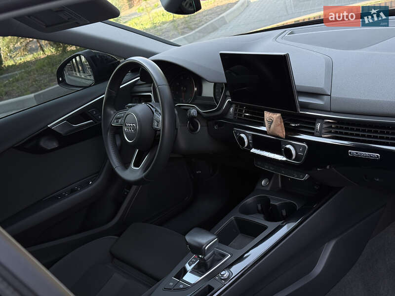 Универсал Audi A4 Allroad 2019 в Полтаве