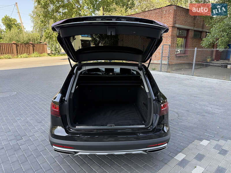 Универсал Audi A4 Allroad 2019 в Полтаве