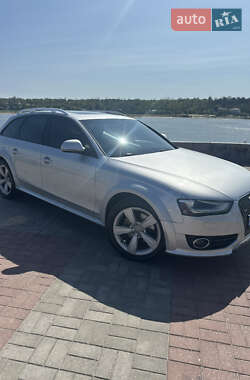Универсал Audi A4 Allroad 2013 в 