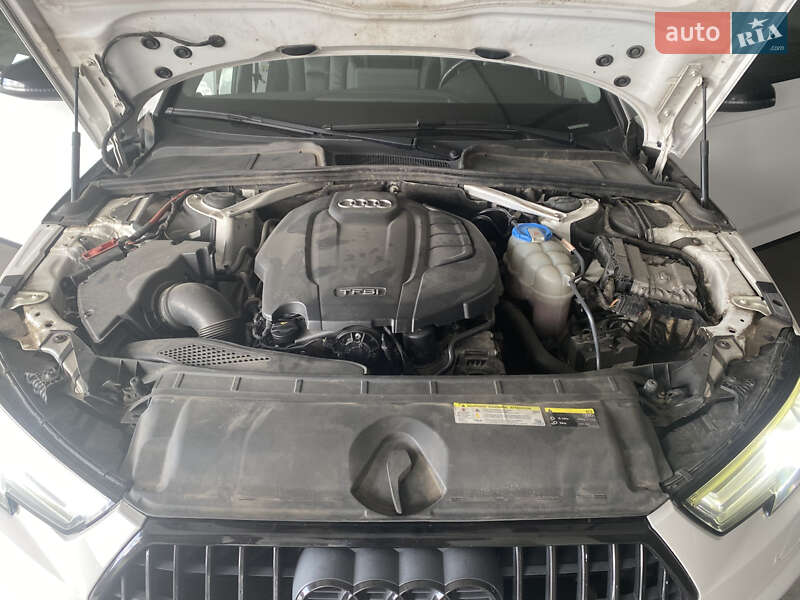 Универсал Audi A4 Allroad 2017 в Киеве
