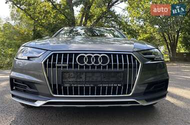 Универсал Audi A4 Allroad 2017 в 