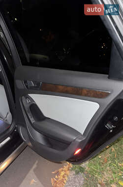 Универсал Audi A4 Allroad 2013 в 