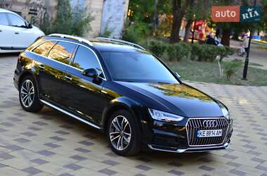 Универсал Audi A4 Allroad 2017 в 
