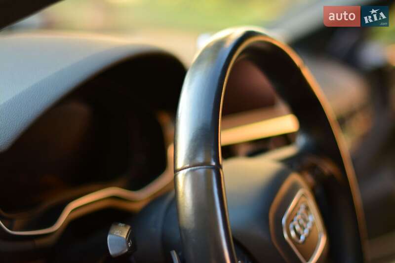 Универсал Audi A4 Allroad 2017 в Кривом Роге