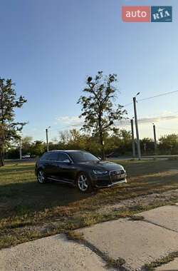 Универсал Audi A4 Allroad 2017 в 