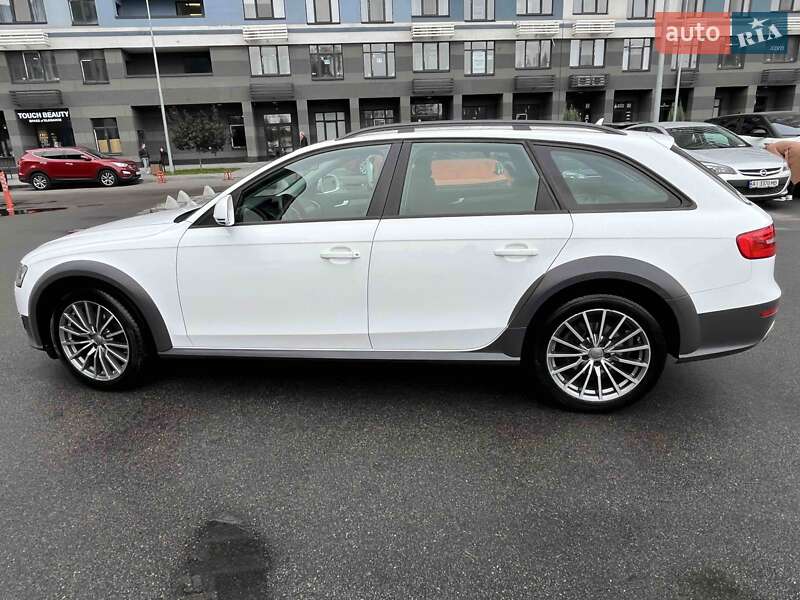 Універсал Audi A4 Allroad 2013 в Києві