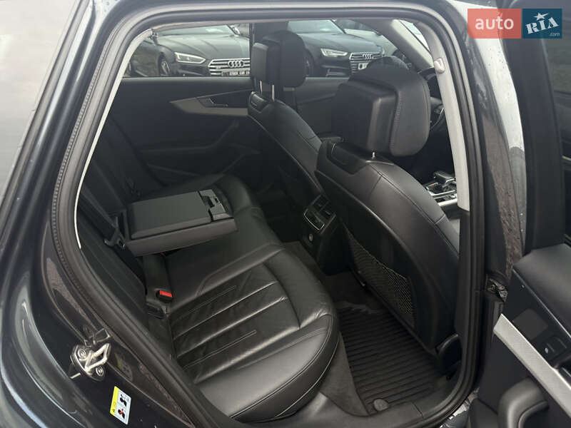 Универсал Audi A4 Allroad 2018 в Киеве