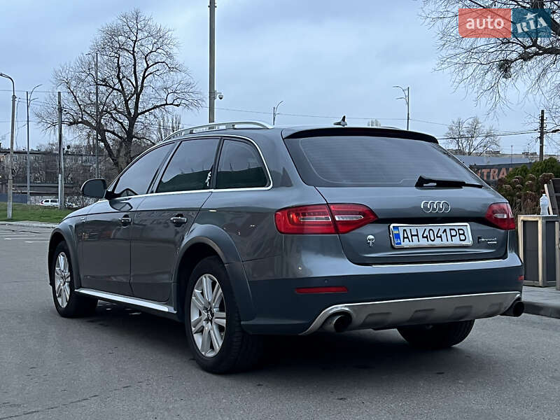 Універсал Audi A4 Allroad 2014 в Києві