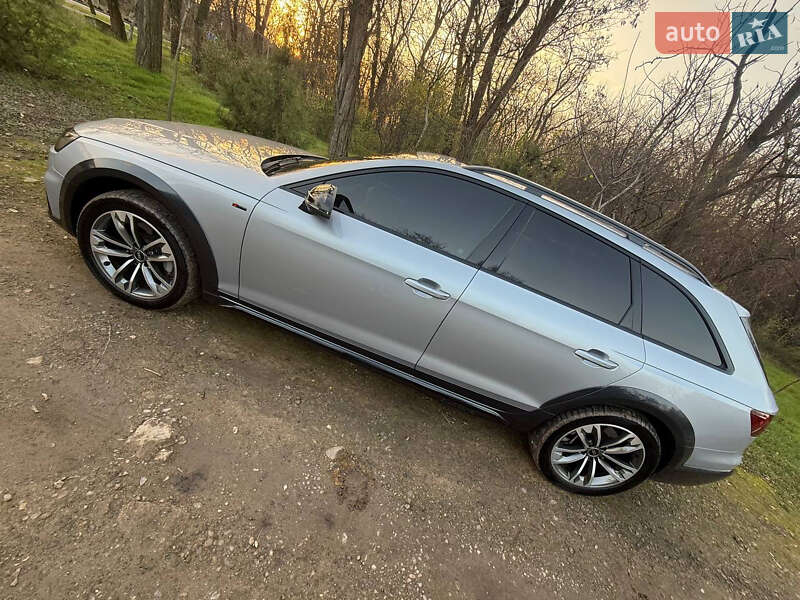 Универсал Audi A4 Allroad 2023 в Одессе