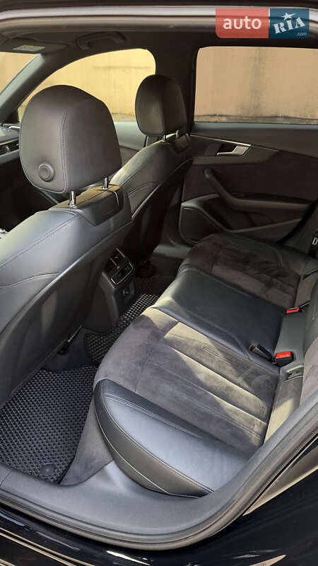 Универсал Audi A4 Allroad 2018 в Киеве