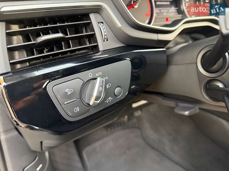 Универсал Audi A4 Allroad 2019 в Полтаве