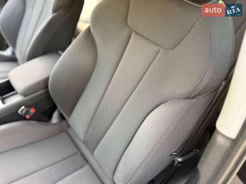 Универсал Audi A4 Allroad 2019 в Полтаве