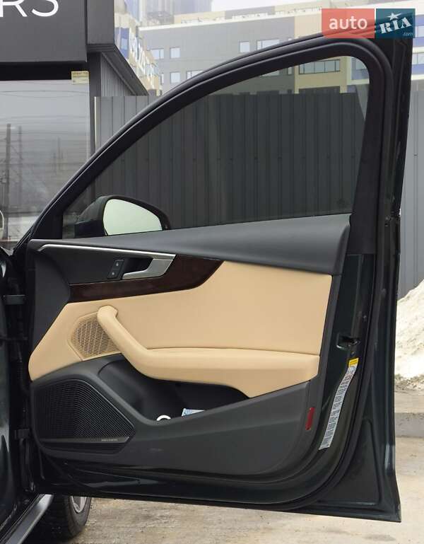 Универсал Audi A4 Allroad 2017 в Киеве фото 41 Универсал Audi A4 Allroad 2017 в Киеве