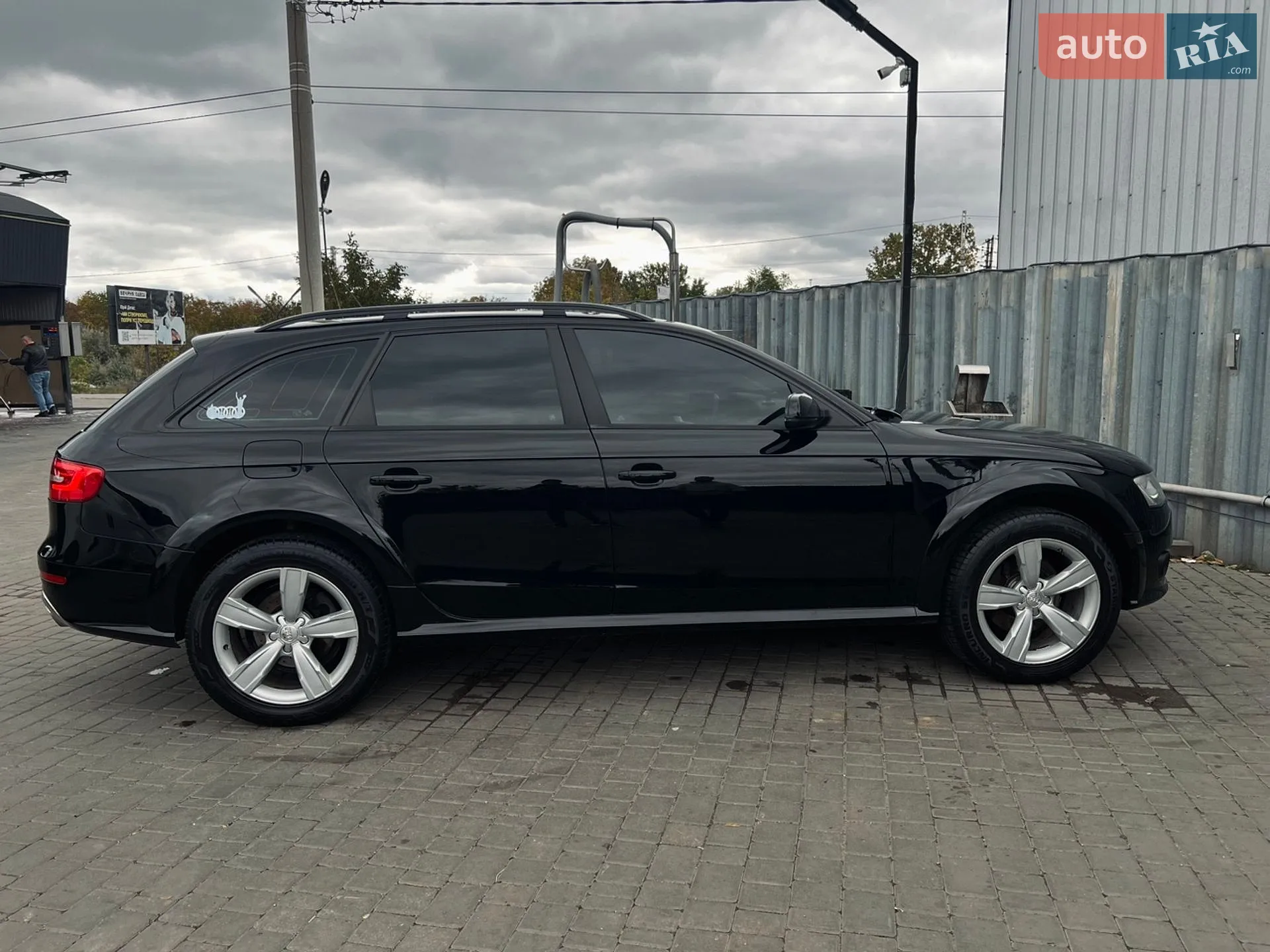 Audi A4 Allroad 2010 VIN WAUZZZ8K3BA007106 фото оголошення 6 з 23