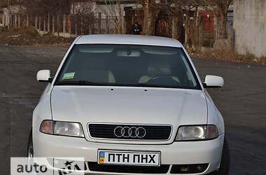 Седан Audi A4 1998 в 