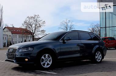 Седан Audi A4 2011 в Харькове