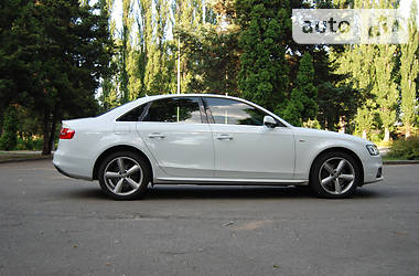 Седан Audi A4 2014 в Києві