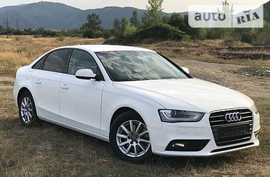 Седан Audi A4 2014 в 
