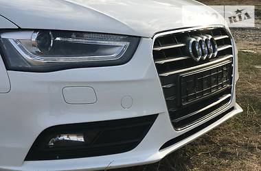 Седан Audi A4 2014 в 