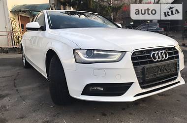 Седан Audi A4 2013 в Киеве