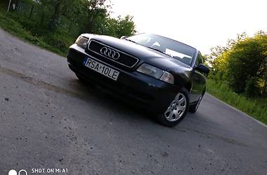 Седан Audi A4 1996 в Дрогобыче