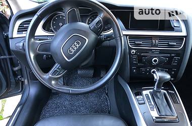 Седан Audi A4 2012 в Ивано-Франковске