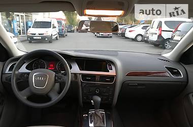 Седан Audi A4 2009 в Херсоне