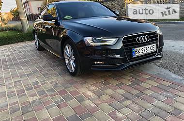 Седан Audi A4 2015 в Ровно