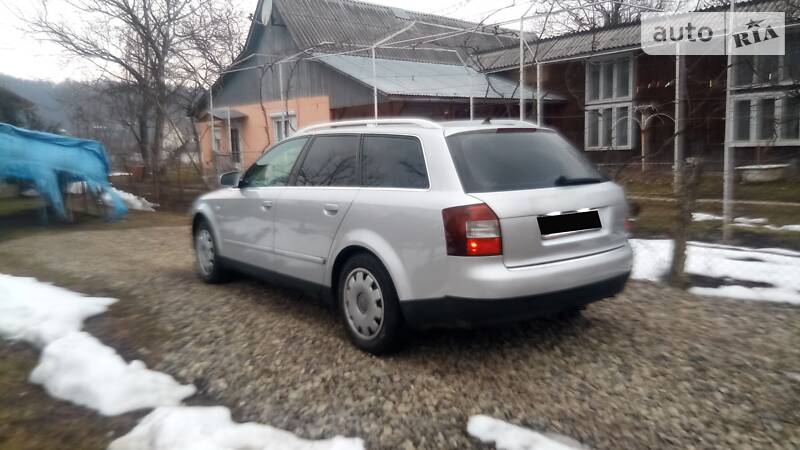 Універсал Audi A4 2002 в Тячеві