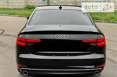 Седан Audi A4 2015 в 