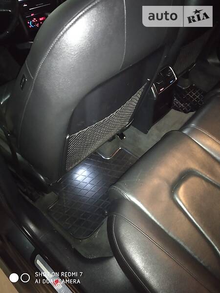 Седан Audi A4 2012 в Лановцах