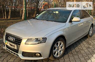 Седан Audi A4 2010 в Хмельницком