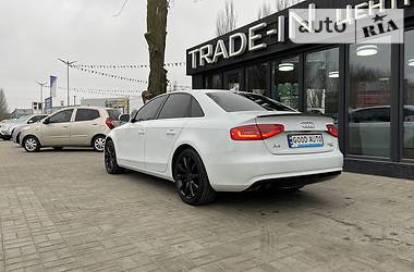 Седан Audi A4 2013 в Херсоне