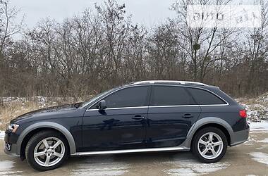 Універсал Audi A4 2013 в 