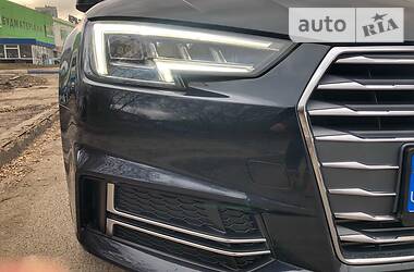 Седан Audi A4 2017 в Киеве