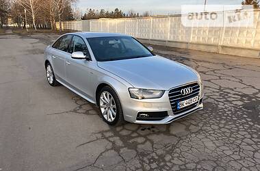 Седан Audi A4 2014 в Ровно