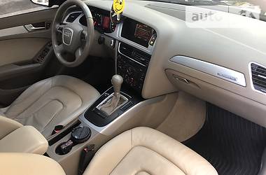 Седан Audi A4 2011 в Ивано-Франковске