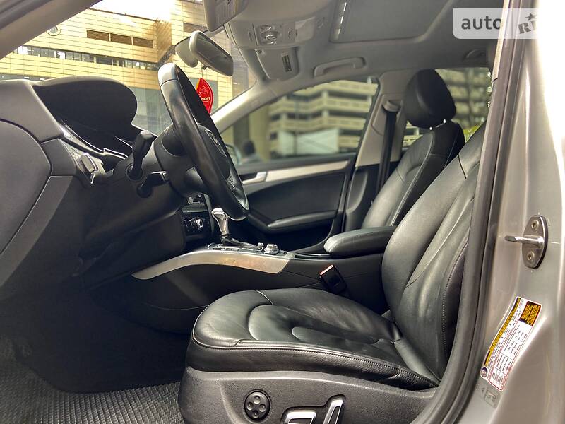 Седан Audi A4 2012 в Києві