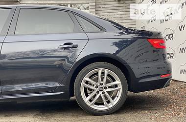 Седан Audi A4 2017 в 