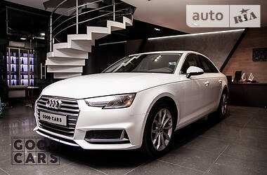 Седан Audi A4 2018 в 