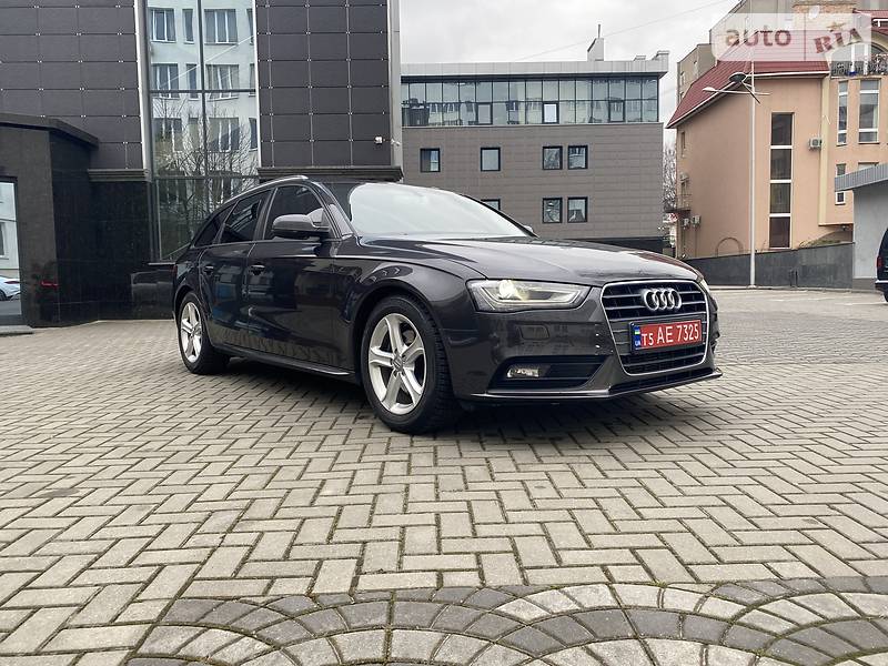 Универсал Audi A4 2015 в Луцке