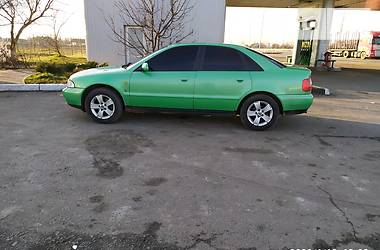 Седан Audi A4 1996 в 