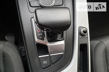 Універсал Audi A4 2017 в 